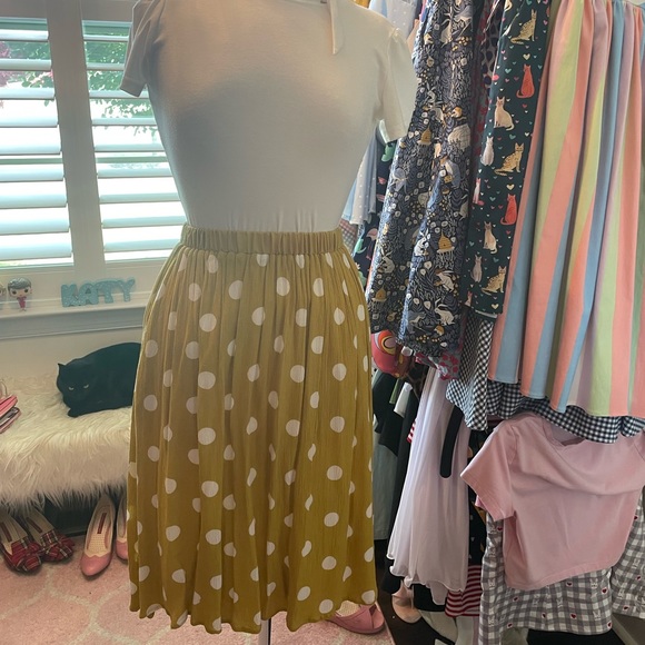 High-waisted mustard polka-dot skirt with pockets - Picture 2 of 6